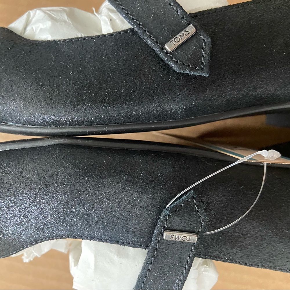 TOMS Women's Black Flats - Picture 6 of 7
